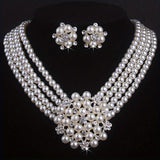 Luxury bridal jewelry set necklace close-up