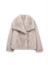 Europe États-Unis hiver veste de fourrure model wearing