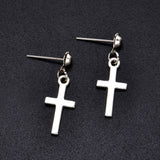 Boucles d'oreilles croix femme | Boucles pendantes style punk | Bijoux croix femme tendance | Boucles drop croix modernes | Boucles cartilage croix | Boucles d’oreilles punk femme | Boucles pendantes mode 2020 | Boucles d’oreilles croix élégantes | Aretes de mujer croix | Bijoux croix style moderne