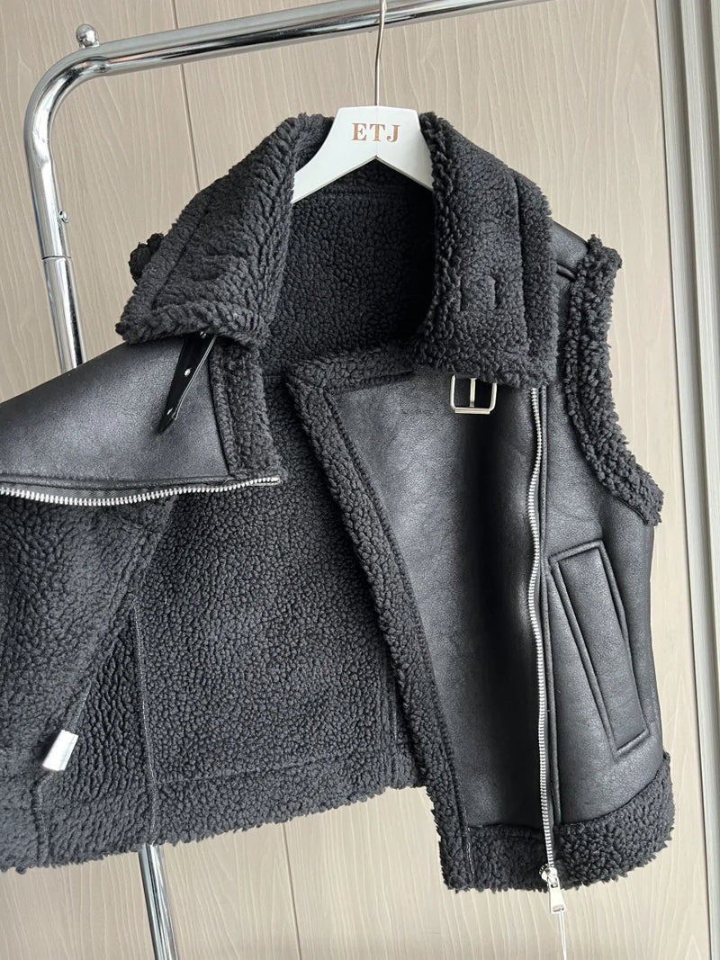 Veste en simili cuir pour femmes avec doublure en taffetas-2024 nouveau produit veste en cuir chaud avec col en fourrure Teddy pour femmes