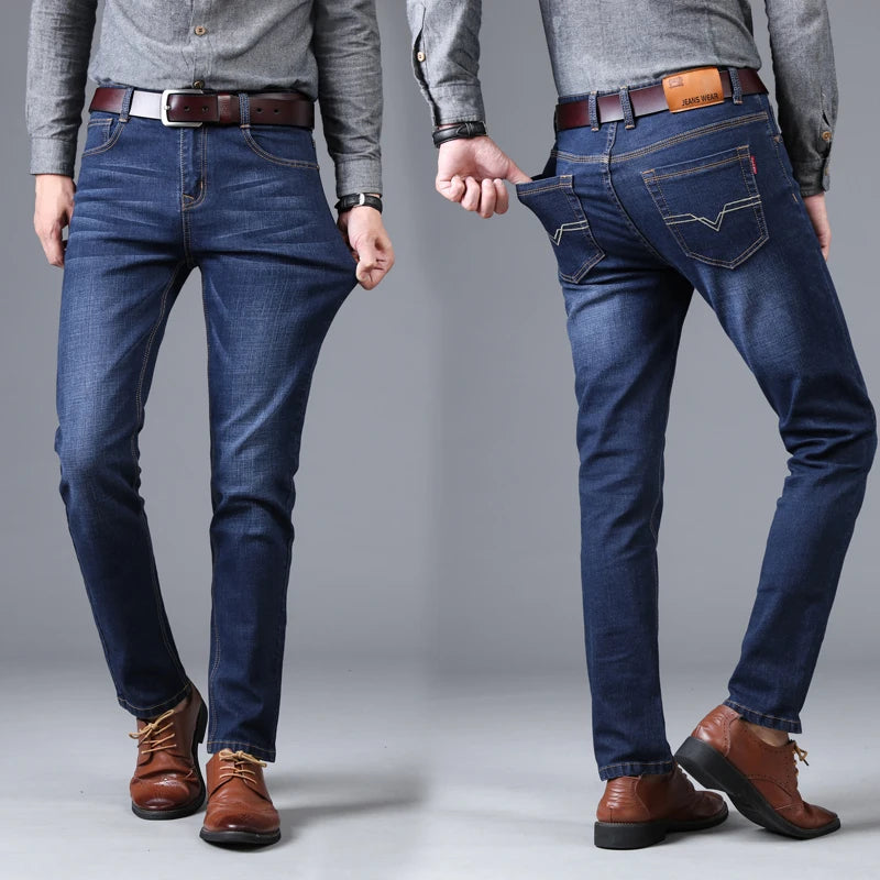 Jean stretch homme automne | Jean droit hiver homme | Pantalon long homme stretch | Jean homme coupe droite | Jean polyvalent homme hiver | Jean mode homme automne | Pantalon homme stretch hiver | Jean droit homme chaud | Jean homme automne hiver | Jean long homme stretch