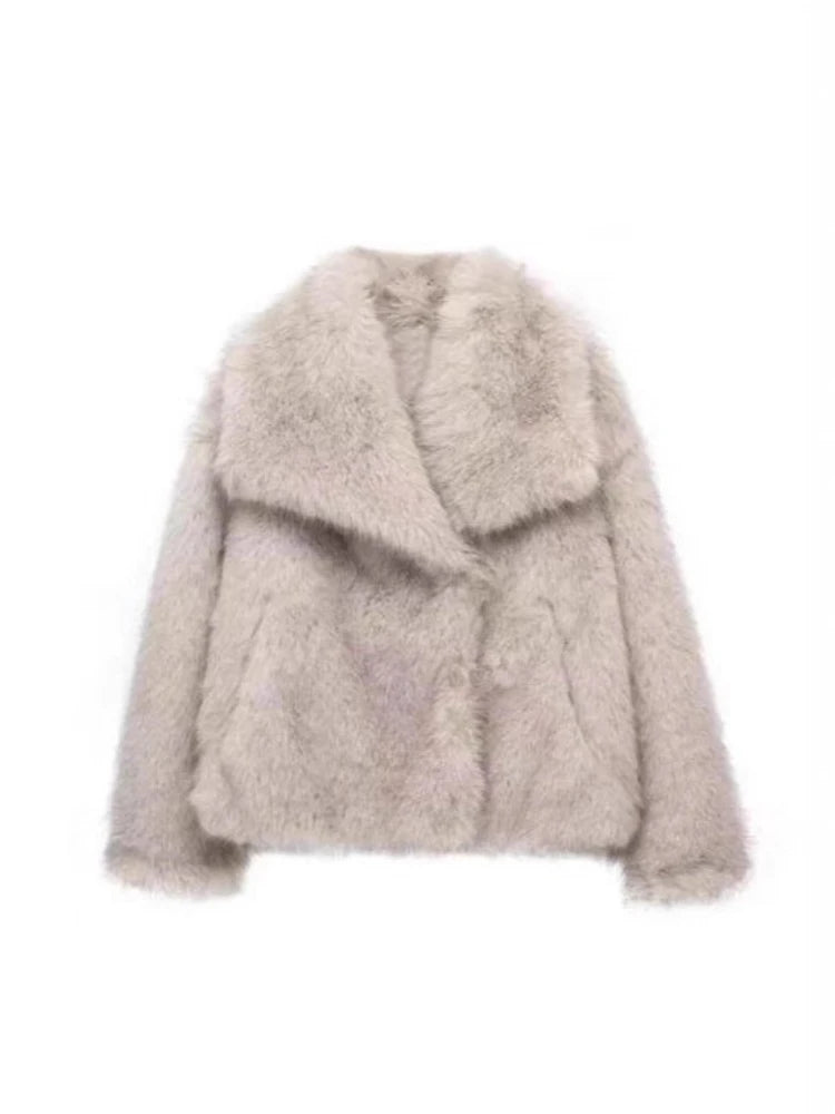 Europe États-Unis hiver veste de fourrure model wearing