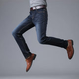 Jean stretch homme automne | Jean droit hiver homme | Pantalon long homme stretch | Jean homme coupe droite | Jean polyvalent homme hiver | Jean mode homme automne | Pantalon homme stretch hiver | Jean droit homme chaud | Jean homme automne hiver | Jean long homme stretch