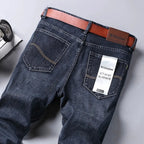 Jean homme bleu stretch | Jean droit homme business | Jean classique homme | Pantalon denim homme | Jean smart homme | Jean bleu regular fit | Jean mode homme | Jean homme printemps | Jean automne homme | Pantalon homme stretch