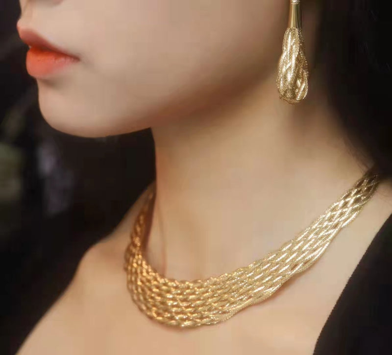 Bague or 18K dentelle fine | Boucles d’oreilles or pur AU750 | Bracelet or 18K femme élégant | Collier or 18K simple style | Bijoux or 18K dentelle femme | Chaîne or pur AU750 bijoux | Bague femme or 18K personnalisée | Parure or 18K dentelle fine | Bijoux femme or 18K luxe | Cadeau bijoux or 18K femmes