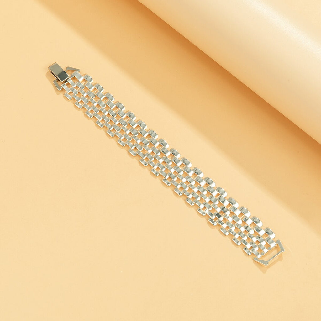 Bracelet large punk femme | Bracelet chaîne épaisse tendance | Bracelet main chunky mode | Bijoux punk femme 2022 | Bracelet style large maille | Bracelet chunky femme cadeau | Bracelet main épais mode | Bracelet punk tendance 2022 | Bijoux femme large chaîne | Bracelet mode femme chunky