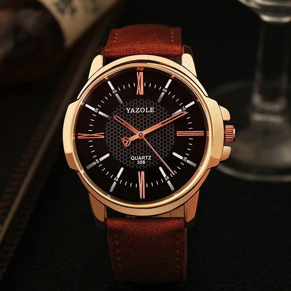 Montre quartz or rose | Montre femme or rose | Montre élégante quartz | Montre or rose chic | Montre mode femme | Montre bracelet or rose | Montre quartz tendance | Montre or rose classique | Montre femme design luxe | Montre or rose brillante