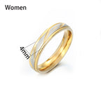 Bague couple acier titane | Bague vague dorée amour | Bague infinie homme femme | Anneau couple doré mariage | Bague alliance motif vague | Bague engagement acier or | Bijou couple anneaux titane | Bague homme femme infinie | Cadeau bague couple mariage | Bague de fiançailles acier
