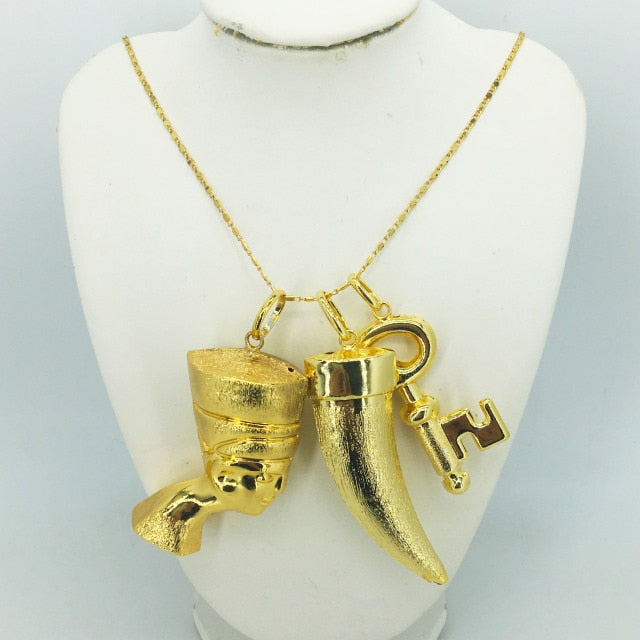 Collier doré 24K femme | Bijoux mariage style Dubaï | Collier fantaisie femme doré | Ensemble collier femme luxe | Collier design or Dubaï | Collier boutique femme mariage | Collier femme or brillant | Collier mode 24 carats | Parure collier femme dorée | Bijoux femme mariage Dubaï